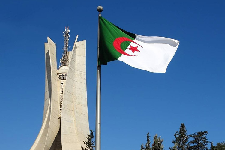 مواقيت الصلاة في الجزائر اليوم