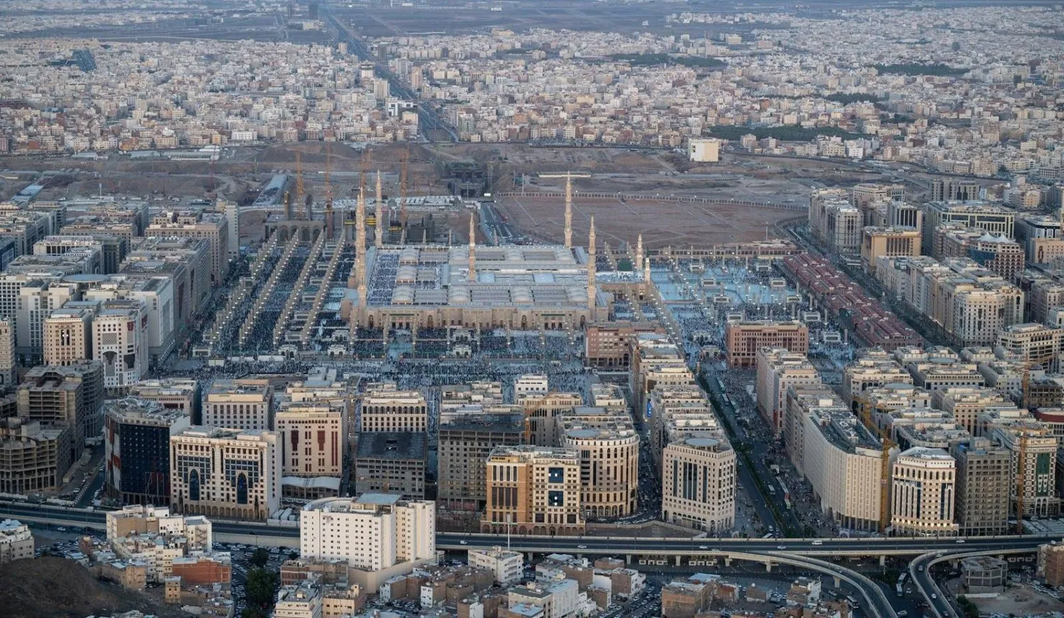 مواقيت الصلاة في المدينة المنورة اليوم