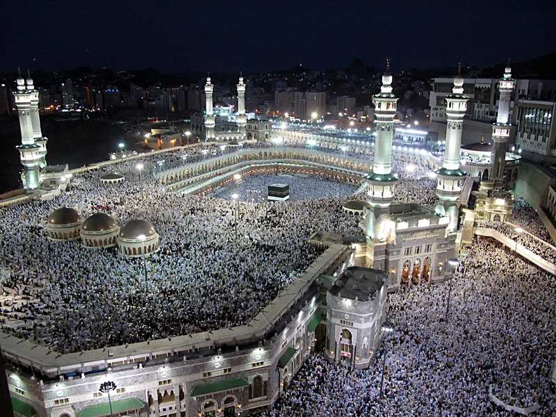 حكم تأخير صلاة العشاء وفضلها بالتفصيل